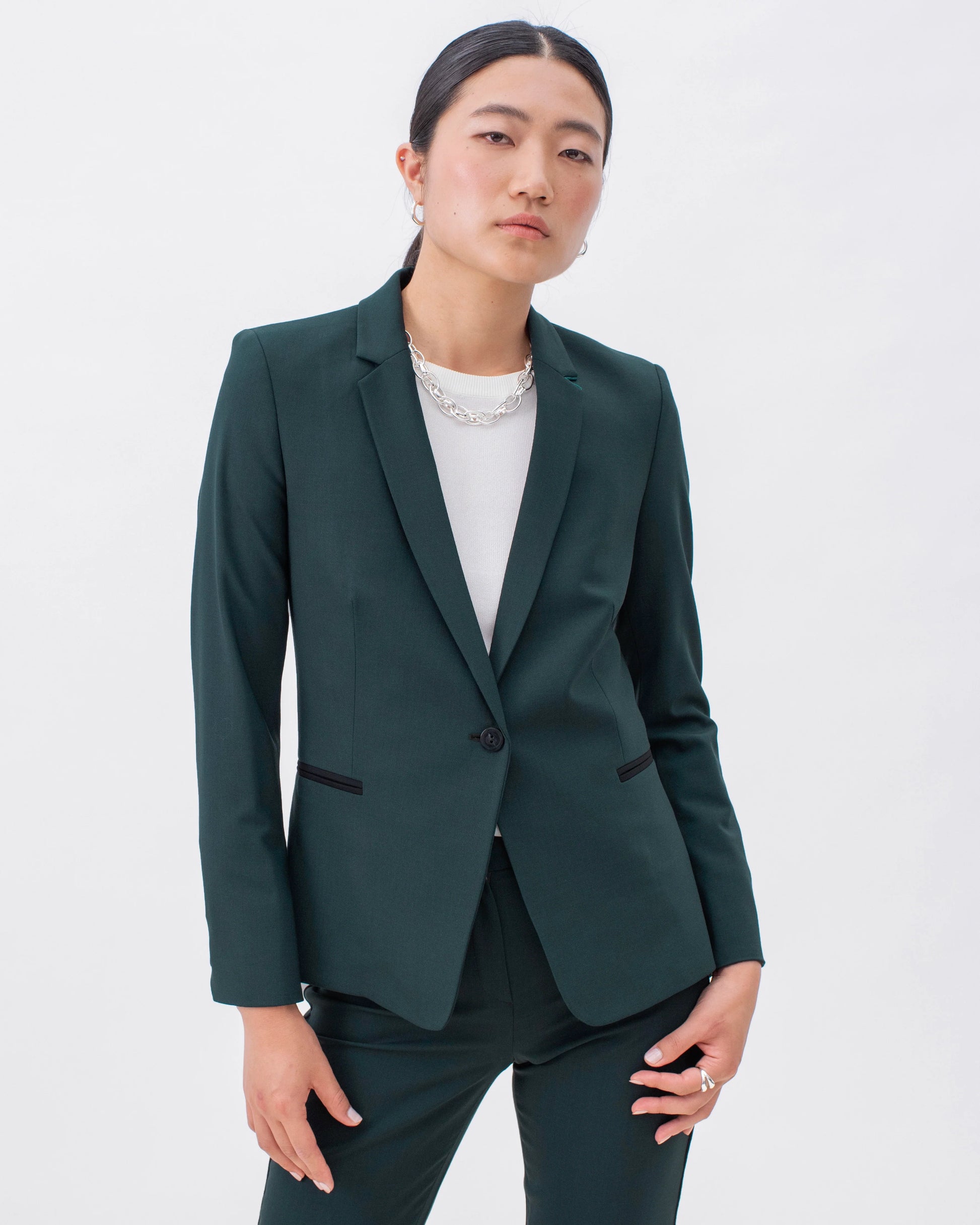 17H10 -Paris- tailleur- femme- veste- blazer- vert -bouteille -chic- élégant -éthique -responsable -matière -naturelle -