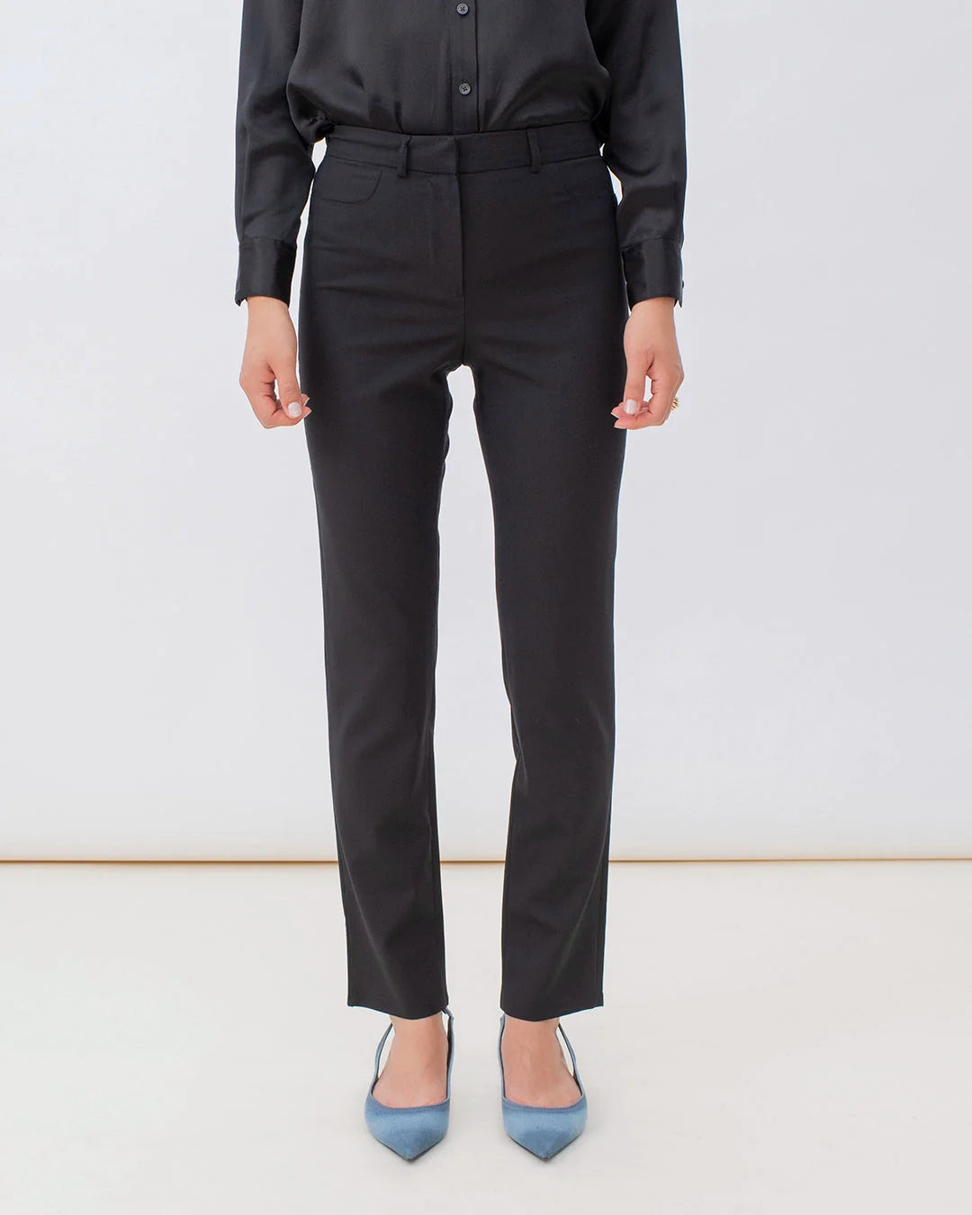 17H10-pantalon-new-york-noir-cigarette-must-have-dressing-chic-et-élégant-qualité-durable-