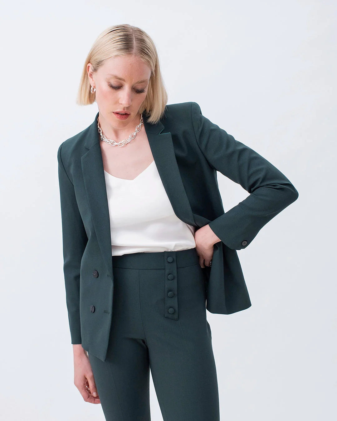 17h10 Blazer Boston - Vert Bouteille  | Nachhaltige Businessmode für Frauen